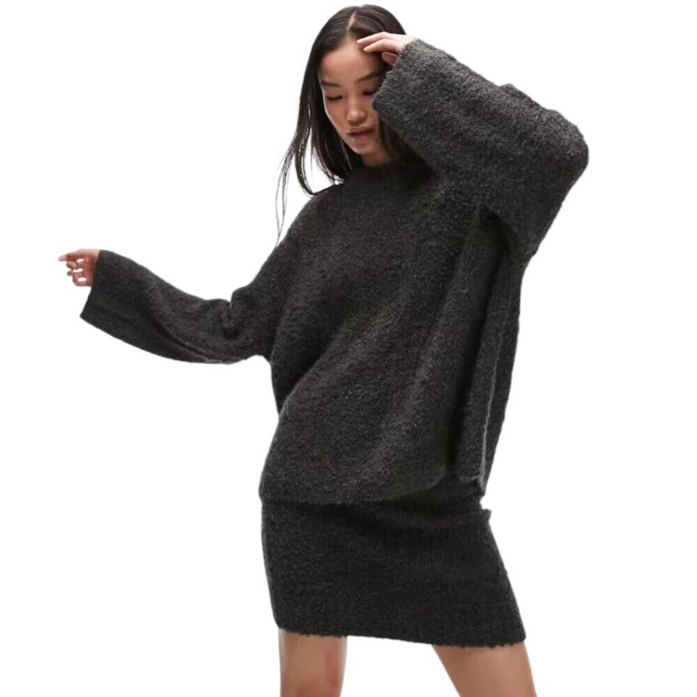 TopShop Knitted Textured Boucle Slouchy Crew Neck Sweater Gray Size Medium NWOT